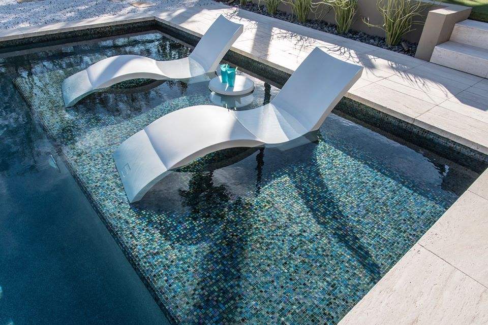 Kursi Santai Tepi Kolam Renang - Outdoor Daybed Furniture ulasan dan harga